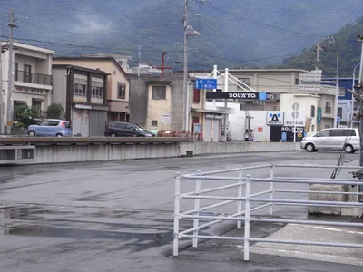 Misaki - Photo 2
