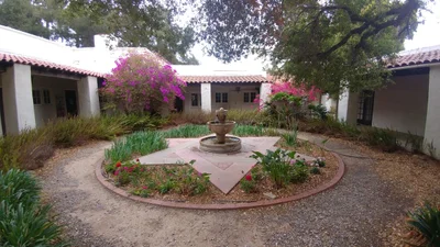 Ojai - Photo 2