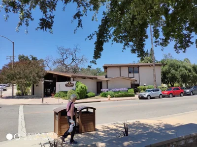 Ojai - Photo 4