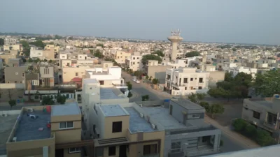 Bahria Town - Photo 4