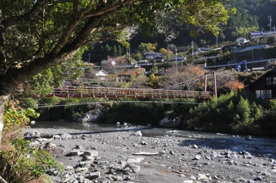 Umaji - Photo 3