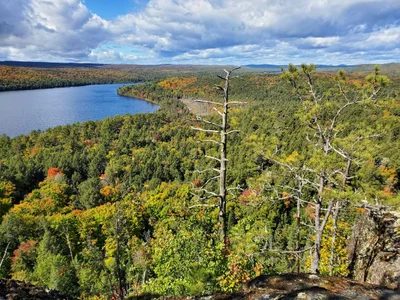 Haliburton - Photo 4