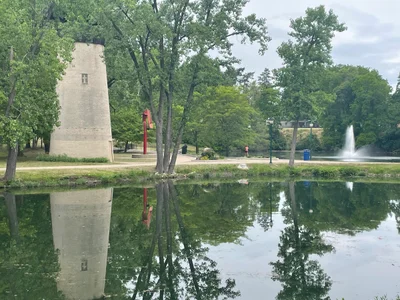 Elkhart - Photo 2