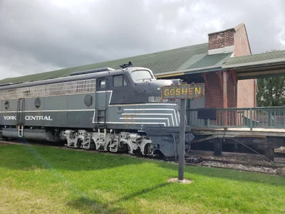 Elkhart - Photo 4