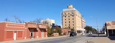 Eastland - Photo 3