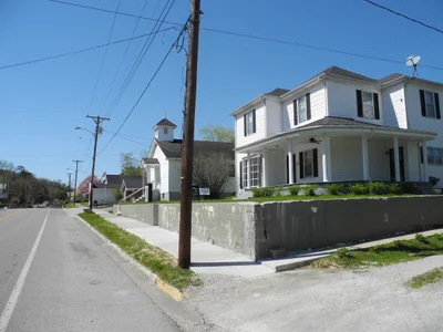 Livingston - Photo 3