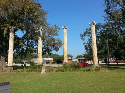 Florala - Photo 3