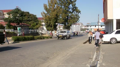 Tabora - Photo 2