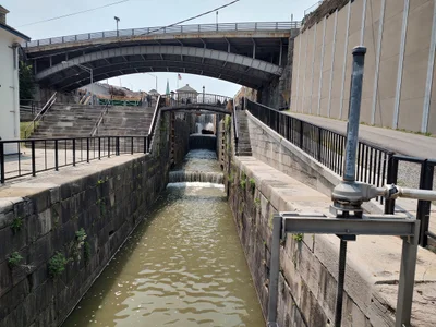 Lockport - Photo 4