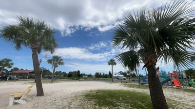 Bay County - Photo 3