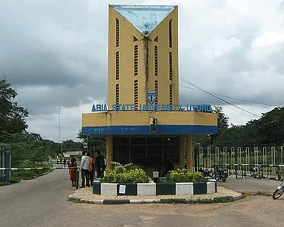 Umuahia - Photo 5