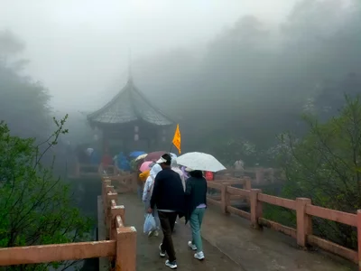 Huazang Temple - Photo 2