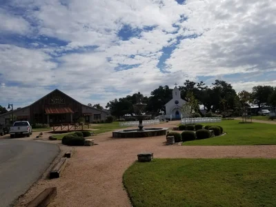 Round Top - Photo 3