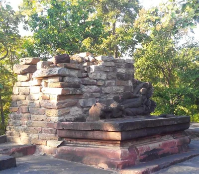Devgarh - Photo 2