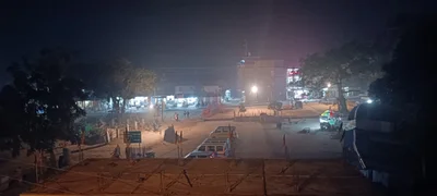 Manu Bazar - Photo 3