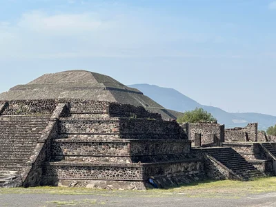 Templo del Quetzalcoatl - Photo 3