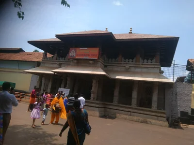 Kolluru - Photo 2