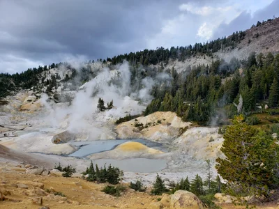 Lassen Volcanic National Park - Photo 5