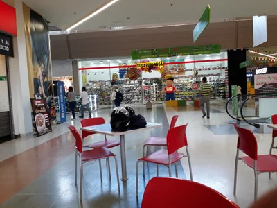 Centro Comercial Nuestro - Photo 3