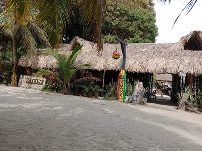 Zion Beach bar - Photo 4