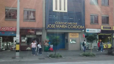 Calle 49 - Photo 4