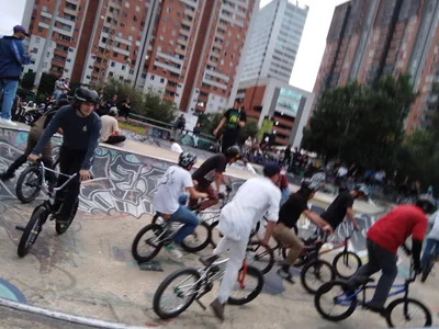 skate bowl Ciudad del Rio - Photo 2