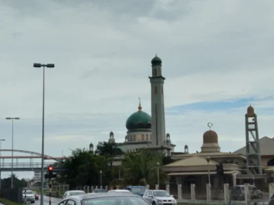 Jerudong - Photo 4