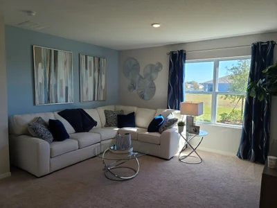 Edgewater - Photo 2