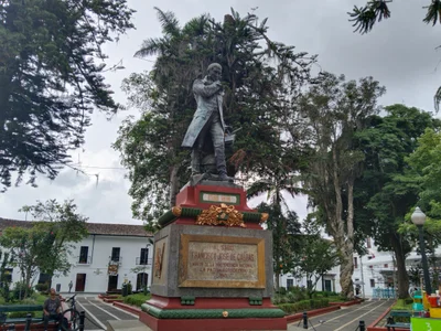 Monumento al sabio Caldas - Photo 3