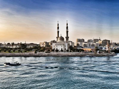 Suez - Photo 2