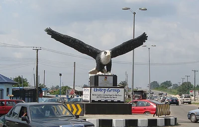 Warri - Photo 3
