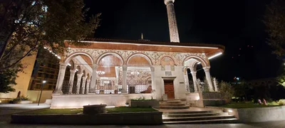 Tirana - Photo 4