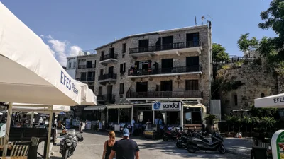 Kyrenia - Photo 3