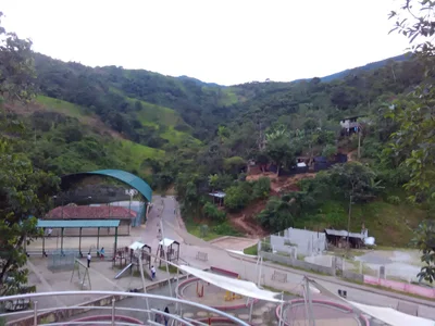 Palanda - Photo 4