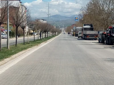 Kovancılar - Photo 4