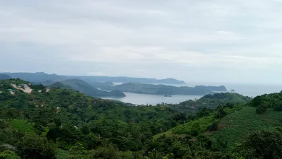 Buwun Mas - Photo 2