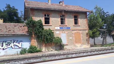 Alaşehir - Photo 5