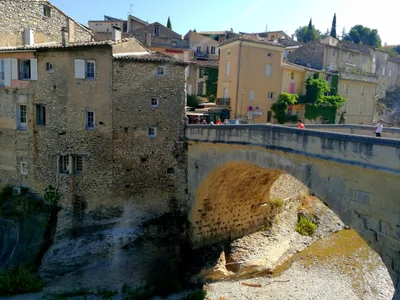 Vaison-la-Romaine - Photo 2