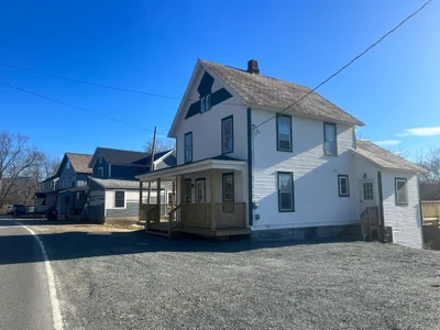Granville - Photo 2
