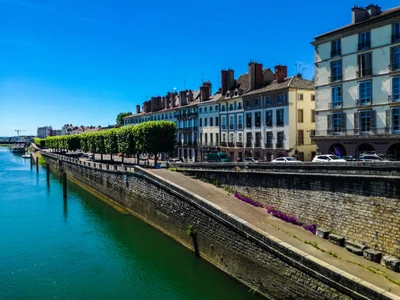 Chalon-sur-Saône - Photo 2