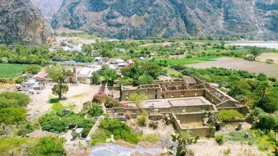 Yaca - Photo 4