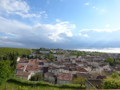 Saintes - Photo 2