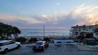 Manhattan Beach - Photo 4