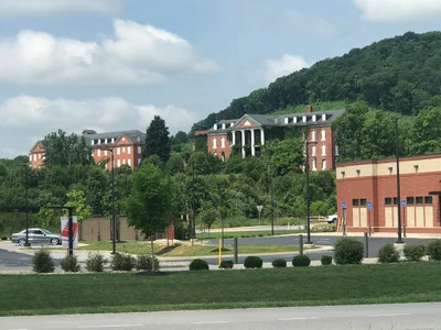 Staunton - Photo 2