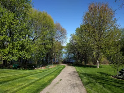 Chanhassen - Photo 4