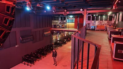 The Clock Rock Bar - Photo 5