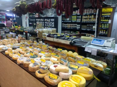Mercado Municipal de Pinheiros - Photo 2