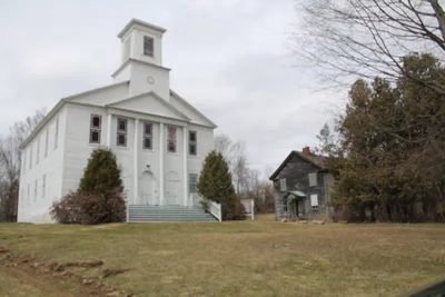 Waterbury - Photo 3