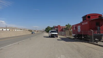 Victorville - Photo 5