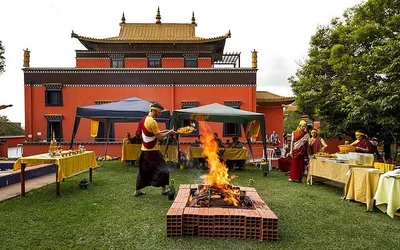 Embu das Artes - Photo 4